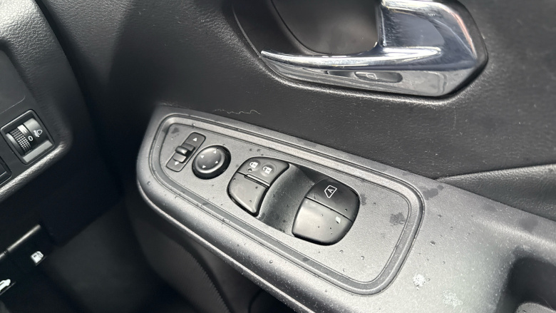 Nissan Micra 1.0 IG-T 92 Acenta 5dr Petrol Hatchback